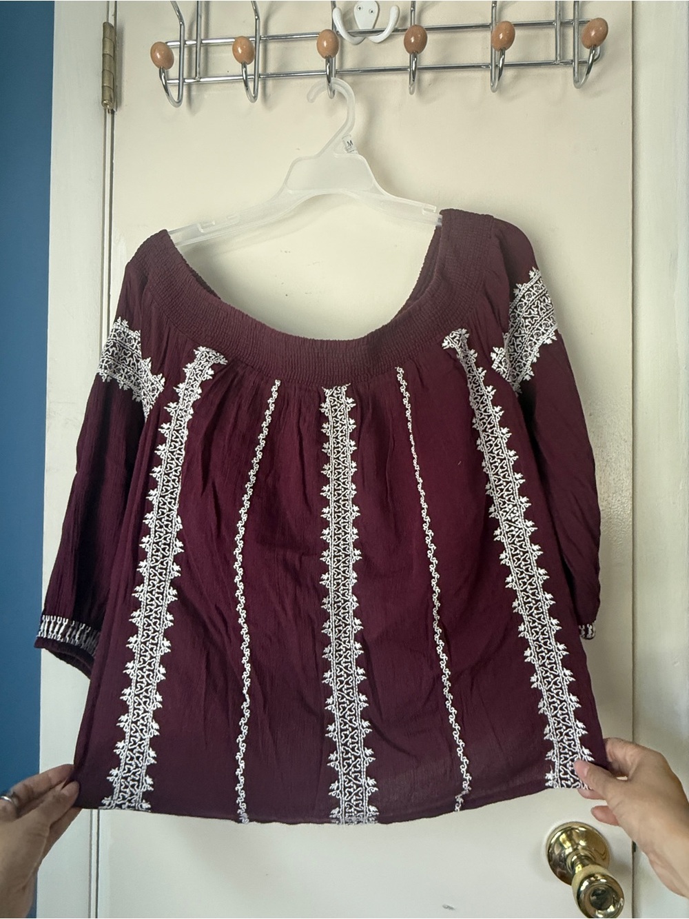 Lucky Brand NWT Off Shoulder Embroidered Peasant Blouse Burgundy Size Small